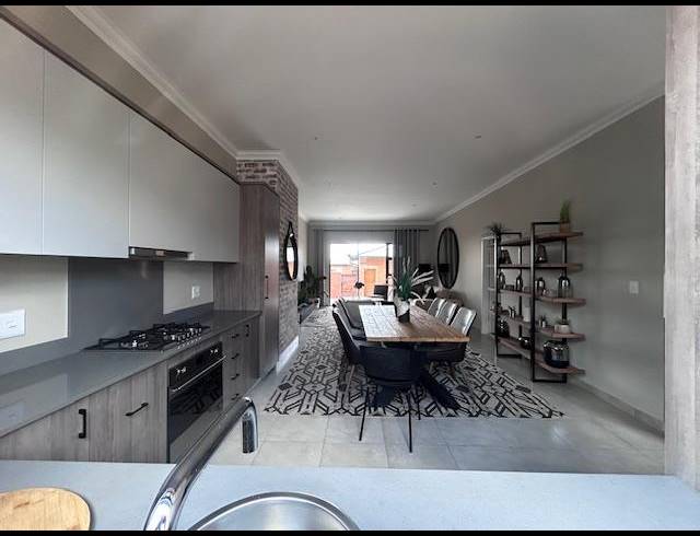 3 BEDROOM HOUSE FOR SALE IN SIX FOUNTAINS RESIDENTIAL ESTATE